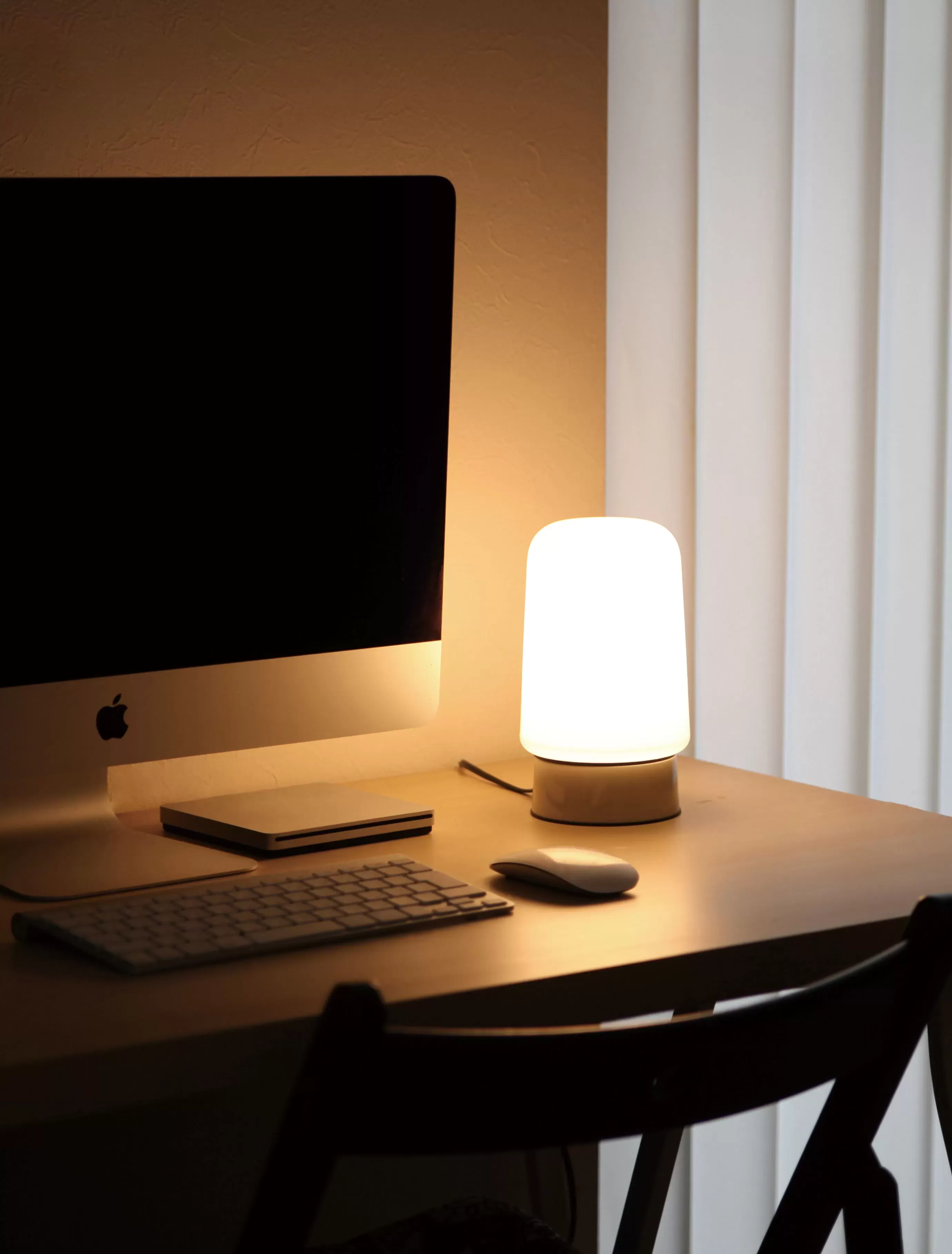 COLUMN LIGHT STRAIGHT TYPE